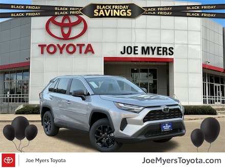 2025 Toyota RAV4 LE SUV