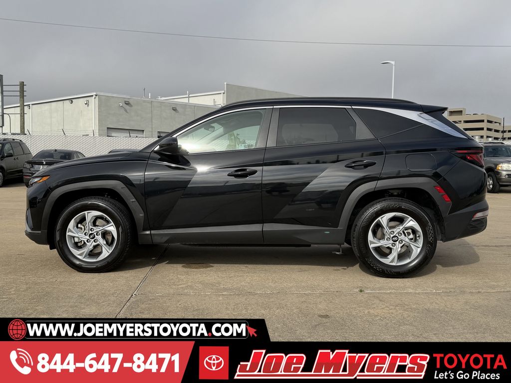 Used 2024 Black Pearl Hyundai SEL image 6