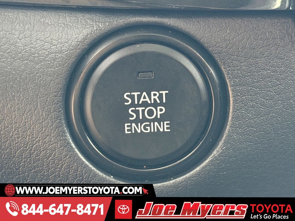 Used 2025 Polymetal Gray Metallic Mazda 2.5 S Carbon Edition image 22