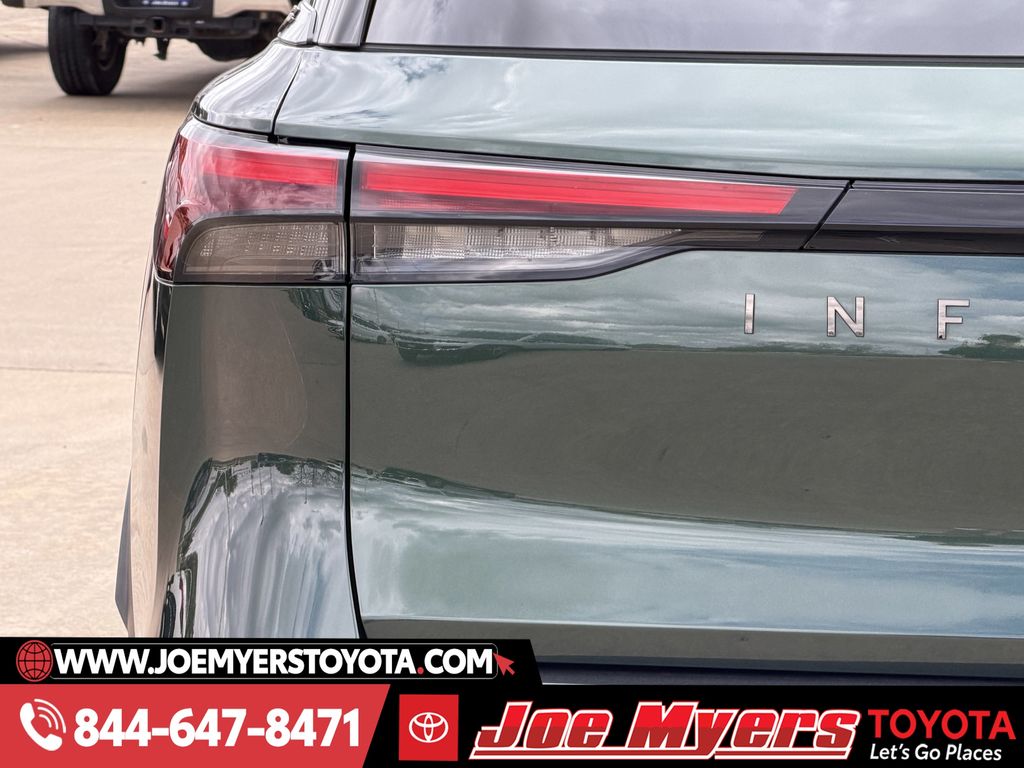 Used 2026 Deep Emerald Black Obsidian INFINITI Autograph image 10