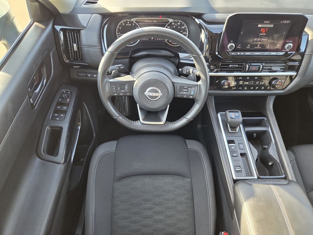 Used 2025 Glacier White Nissan SV image 13