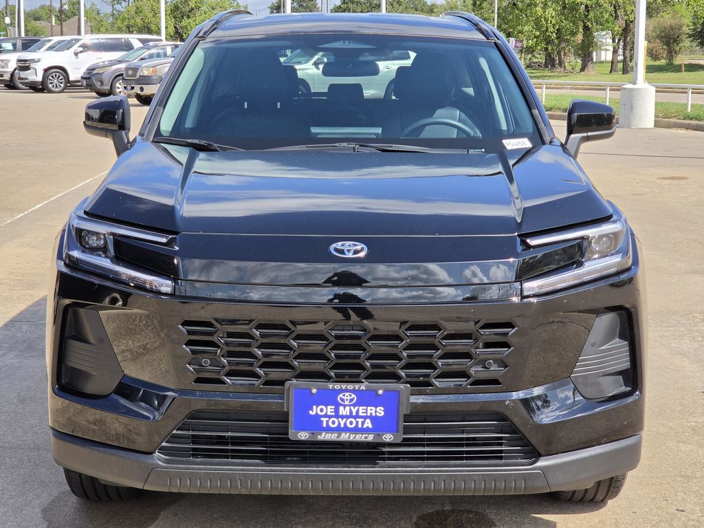 Used 2026 Midnight Black Metallic Toyota XLE Premium image 3
