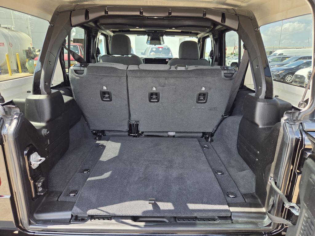 Used 2026 Black Clearcoat Jeep Rubicon image 28