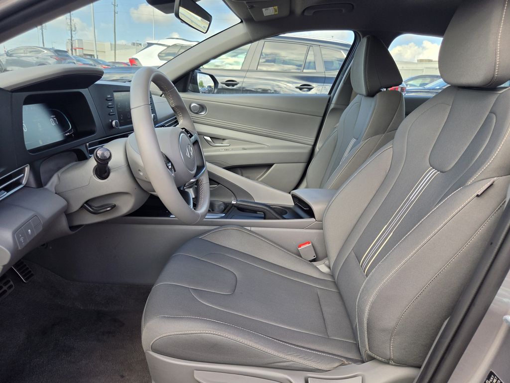 Used 2026 Fluid Metal Hyundai SEL Sport image 26