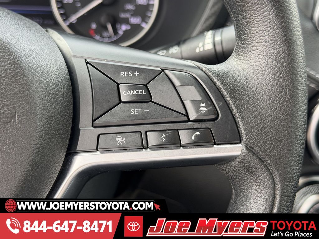 Used 2025 Electric Blue Metallic Nissan SV image 22