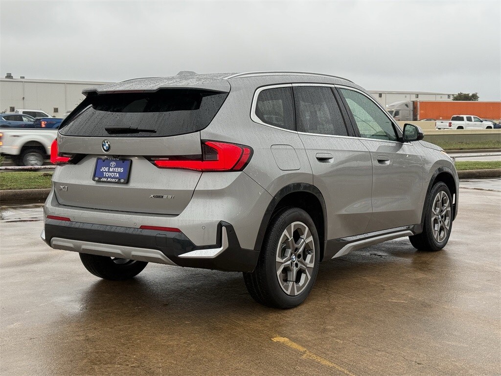2025 Bmw X1 XDrive28i photo 2