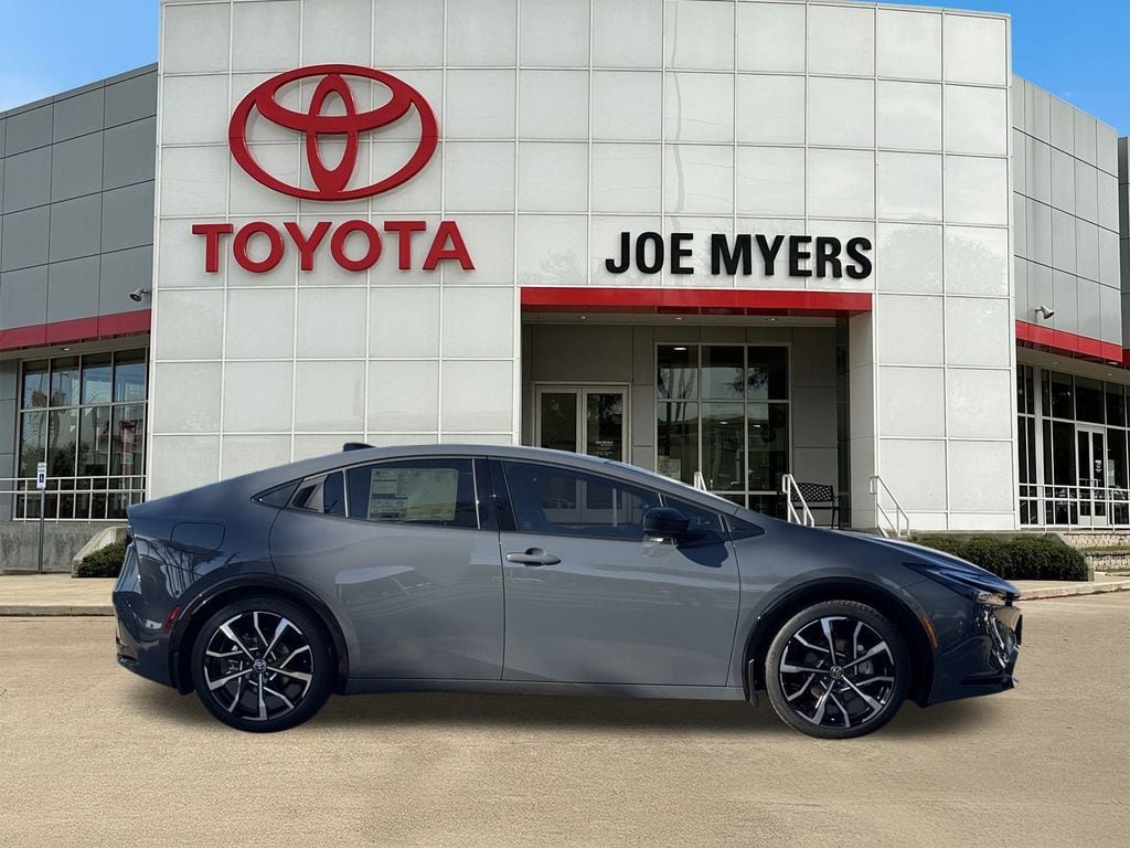 New 2026 Guardian Gray Toyota XSE Premium image 4