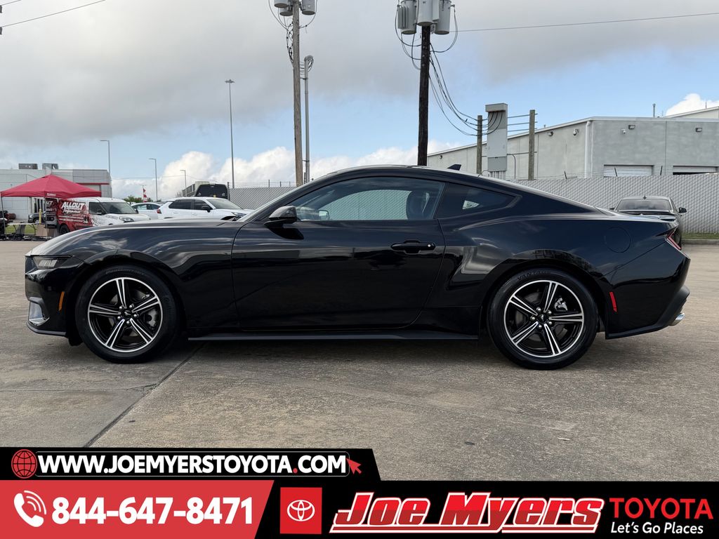 Used 2024 Shadow Black Ford Ecoboost Premium image 6