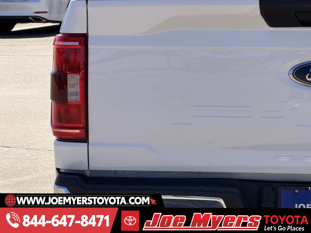 Used 2023 Oxford White Ford XLT image 10