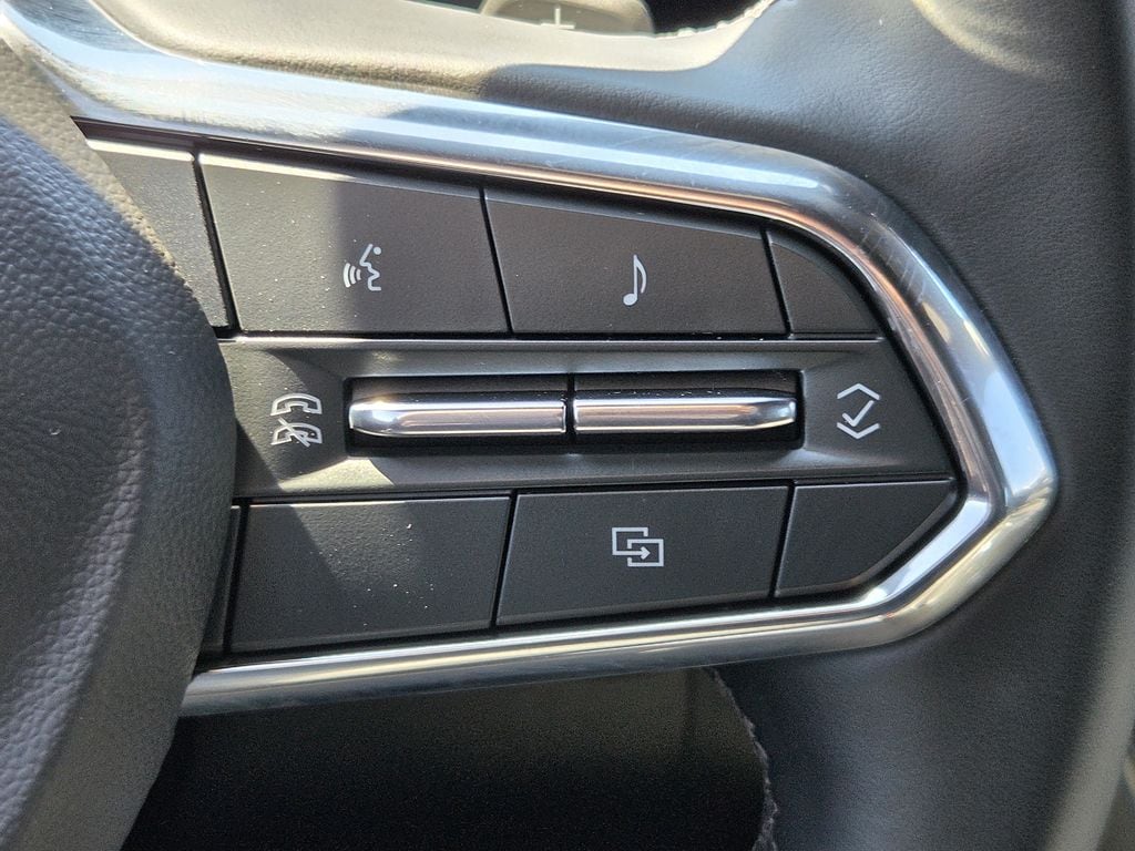 Used 2025 Black Chevrolet LT image 22