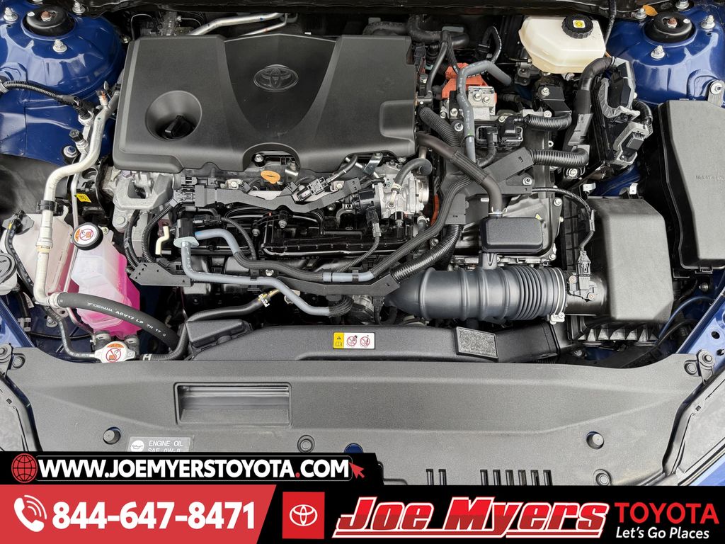 Used 2025 Reservoir Blue Toyota XLE image 31