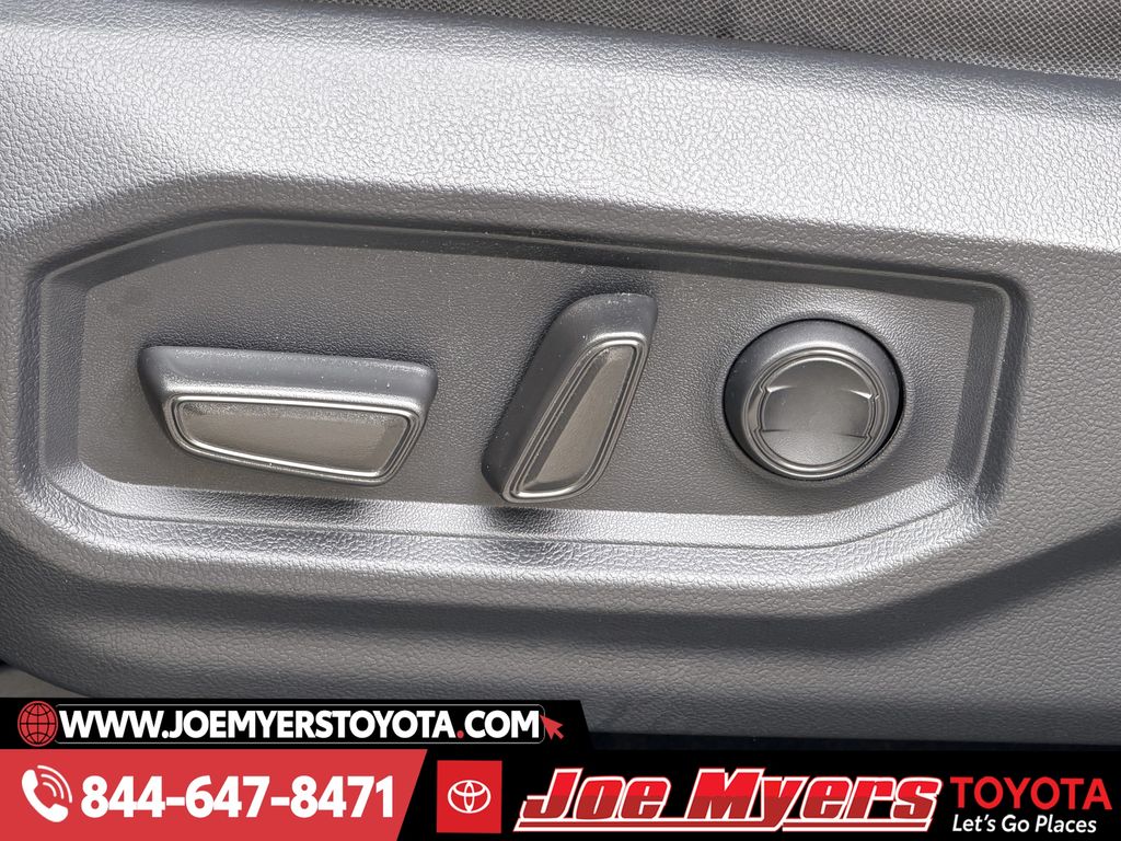 Used 2025 Gray Toyota SR5 image 27