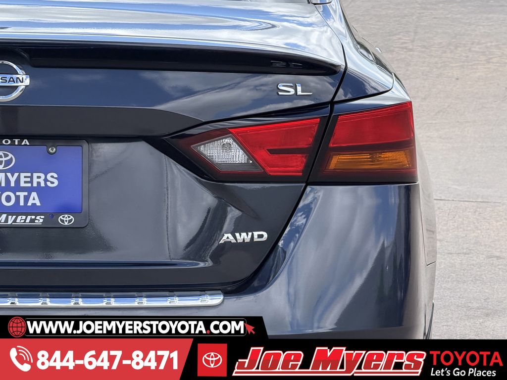 Used 2022 Storm Blue Metallic Nissan 2.5 SL image 9