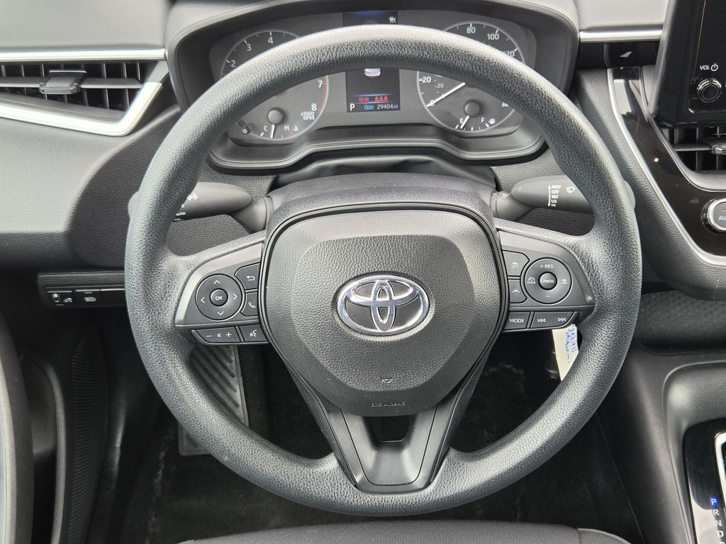 Used 2025 Ice Toyota LE image 15