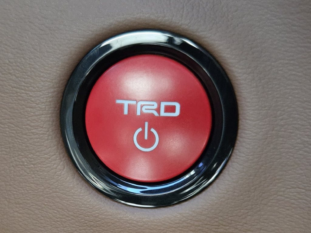 New 2026 Wind Chill Pearl Toyota 1794 Edition image 21