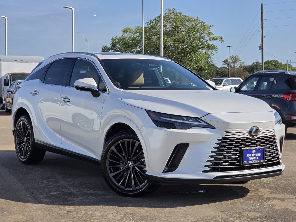 Used 2024 White Pearl Lexus 350 Premium image 2