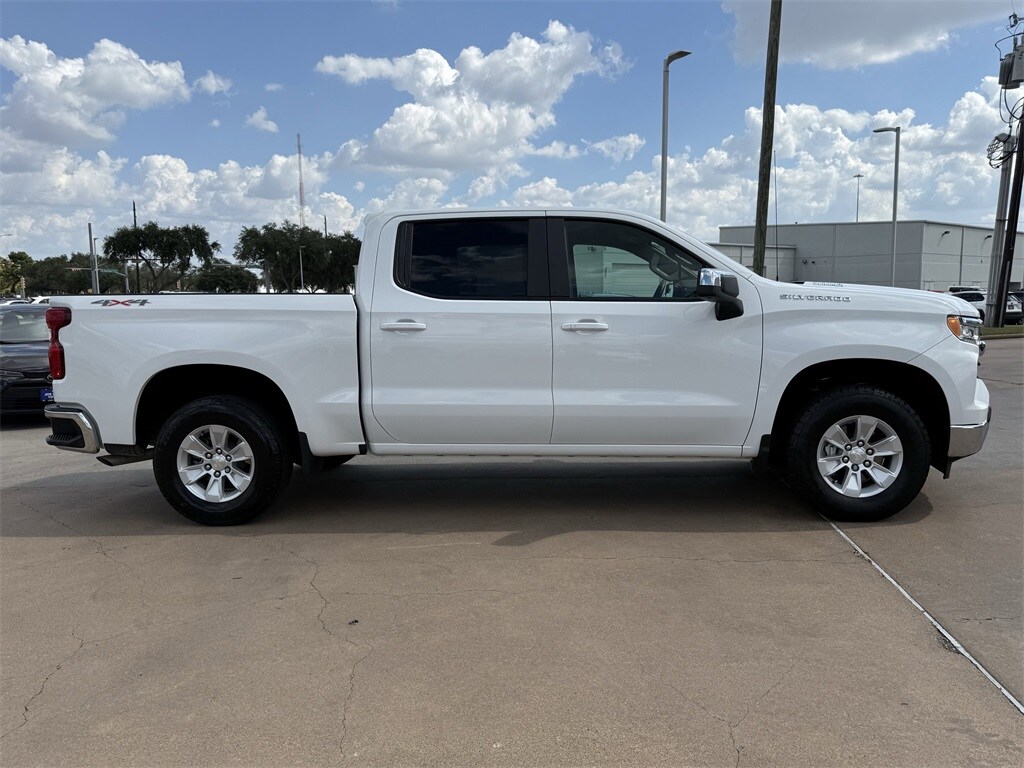 2024 Chevrolet Silverado 1500 LT photo 3