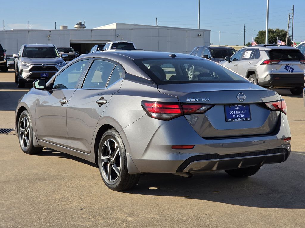 Used 2025 Gun Metallic Nissan SV image 7