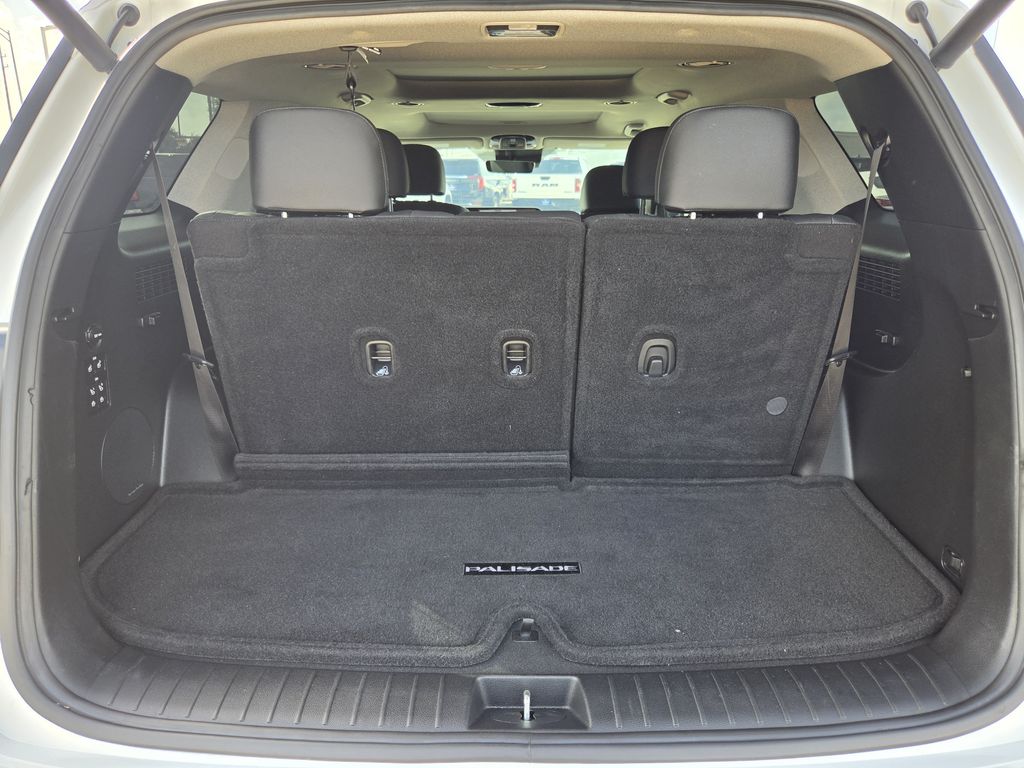 Used 2023 Hyper White Hyundai Limited image 30