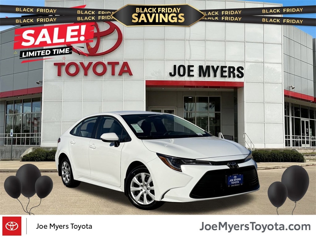 2026 Toyota Corolla LE's photo