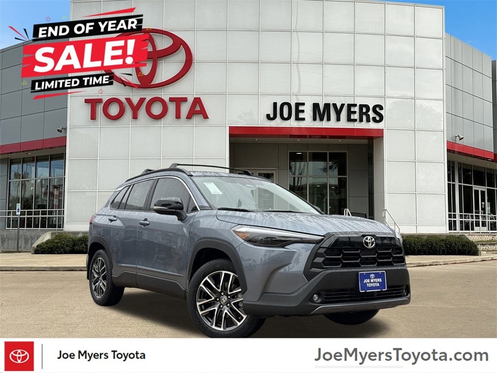 2026 Toyota Corolla Cross XLE's photo