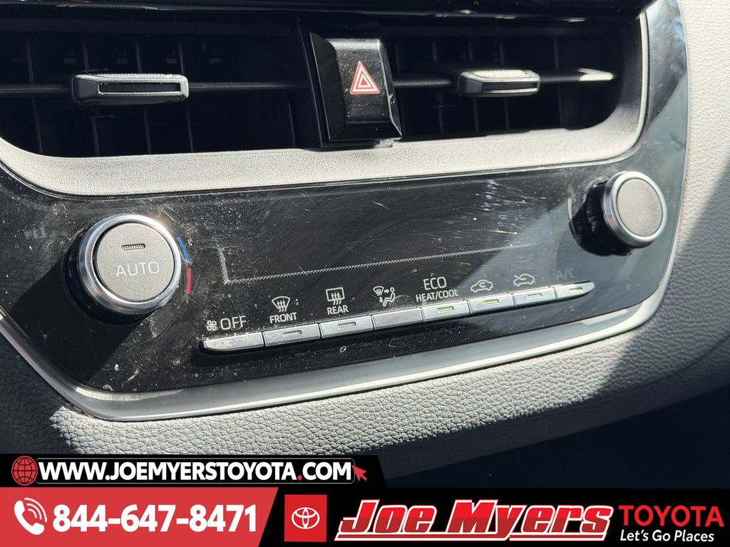 Used 2025 Blueprint Toyota LE image 20
