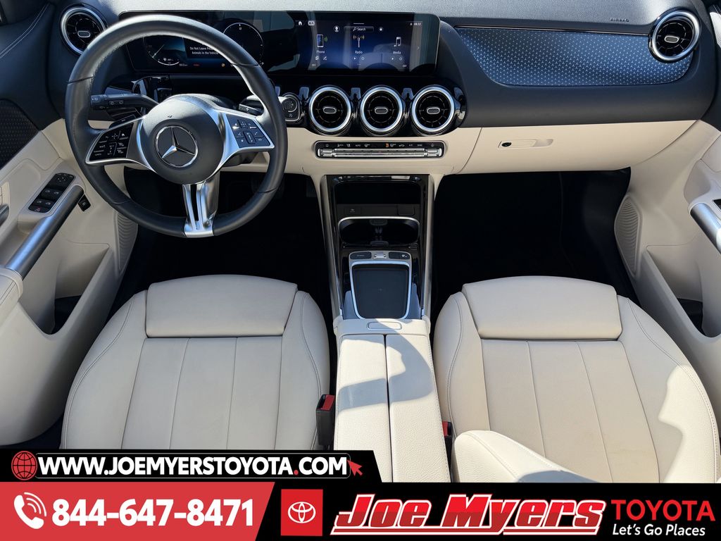 Used 2025 White Mercedes-Benz GLA 250 image 13