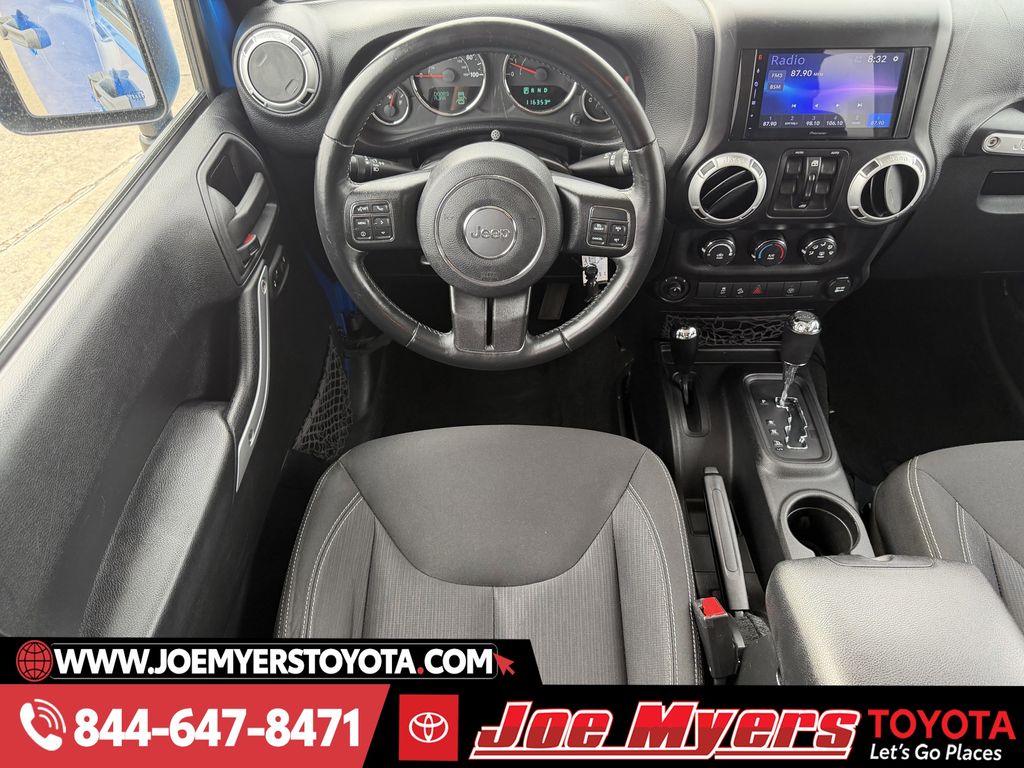 Used 2016 Hydro Blue Pearl Coat Jeep Unlimited Sahara image 14