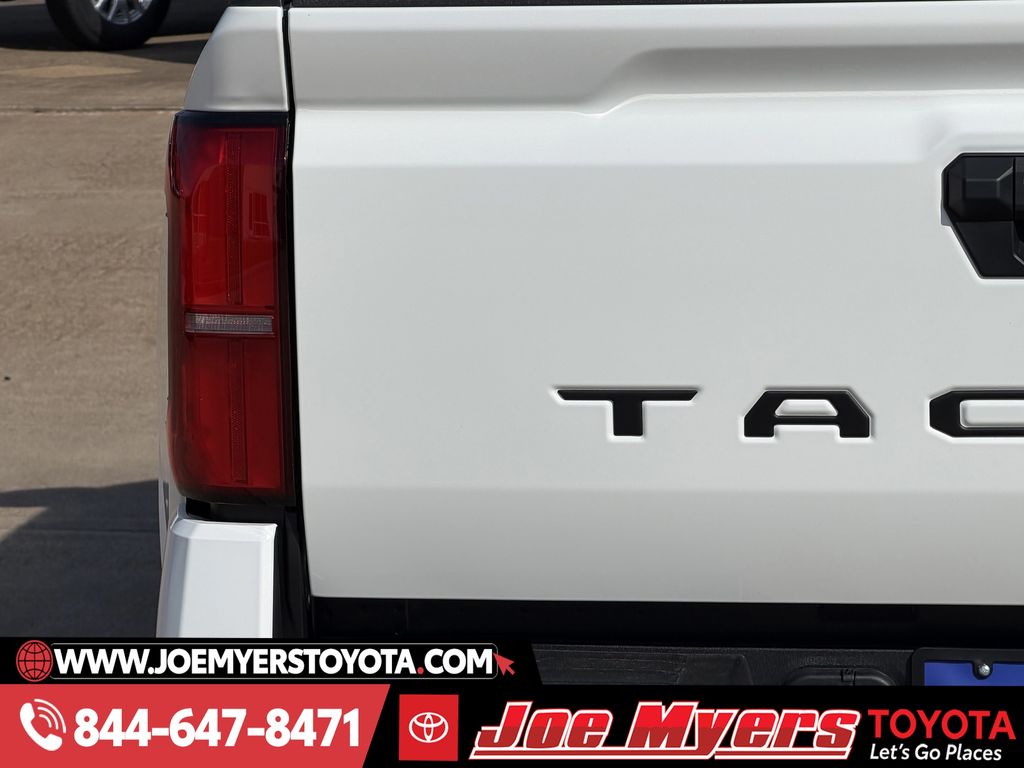 New 2026 Ice Cap Toyota SR5 image 10