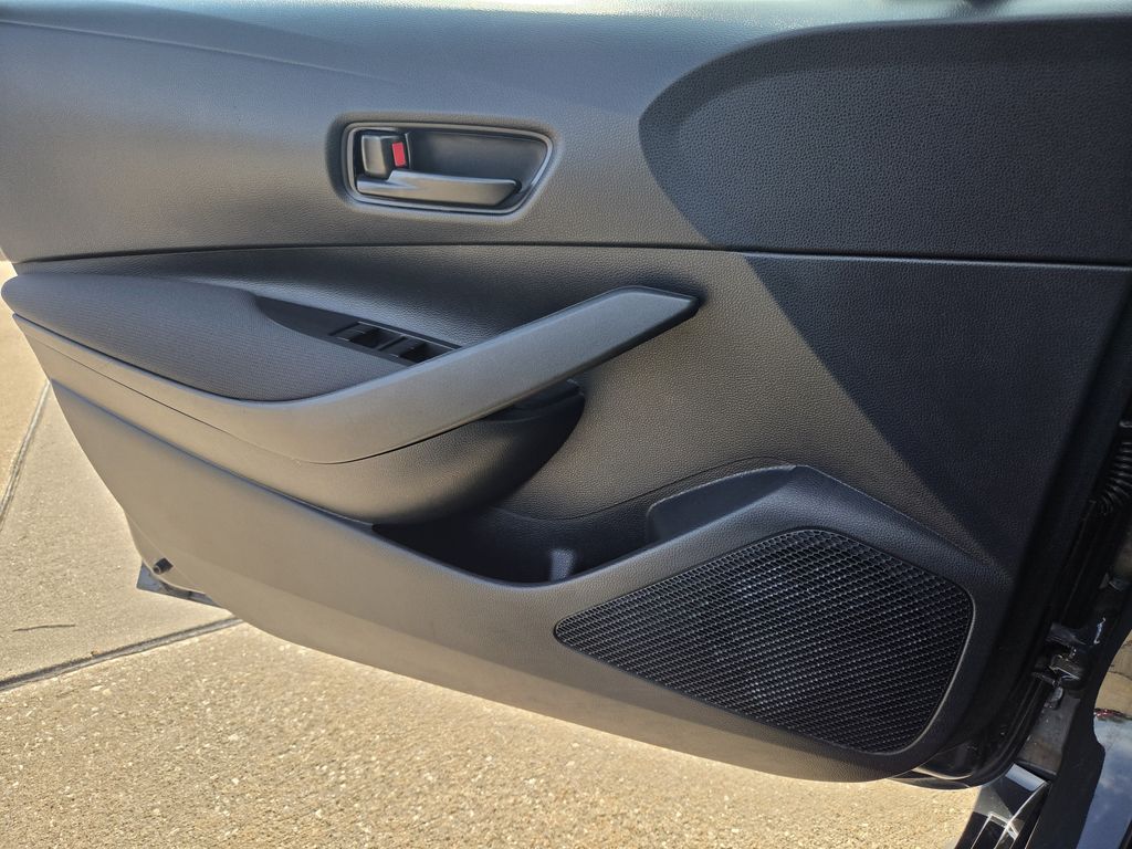Used 2025 Underground Toyota LE image 24