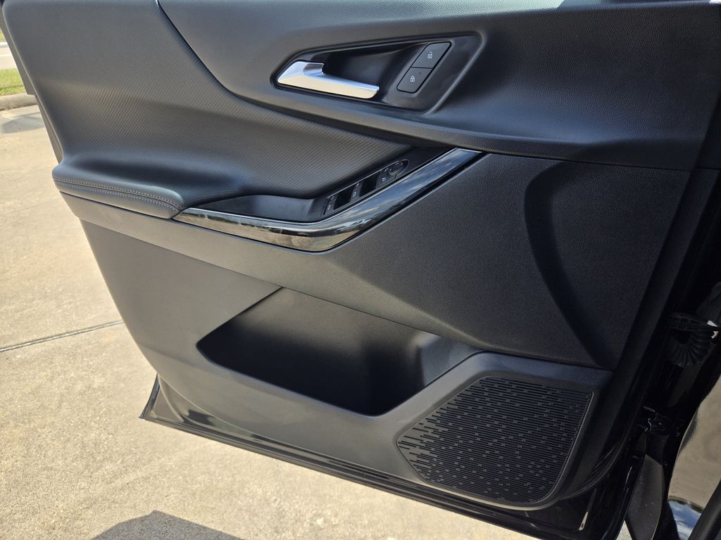Used 2025 Mosaic Black Metallic Chevrolet LT image 25