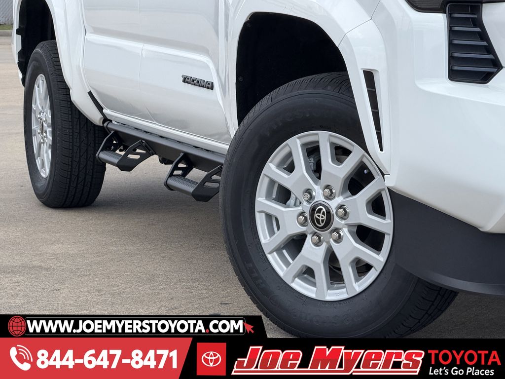 New 2026 Ice Cap Toyota SR5 image 11