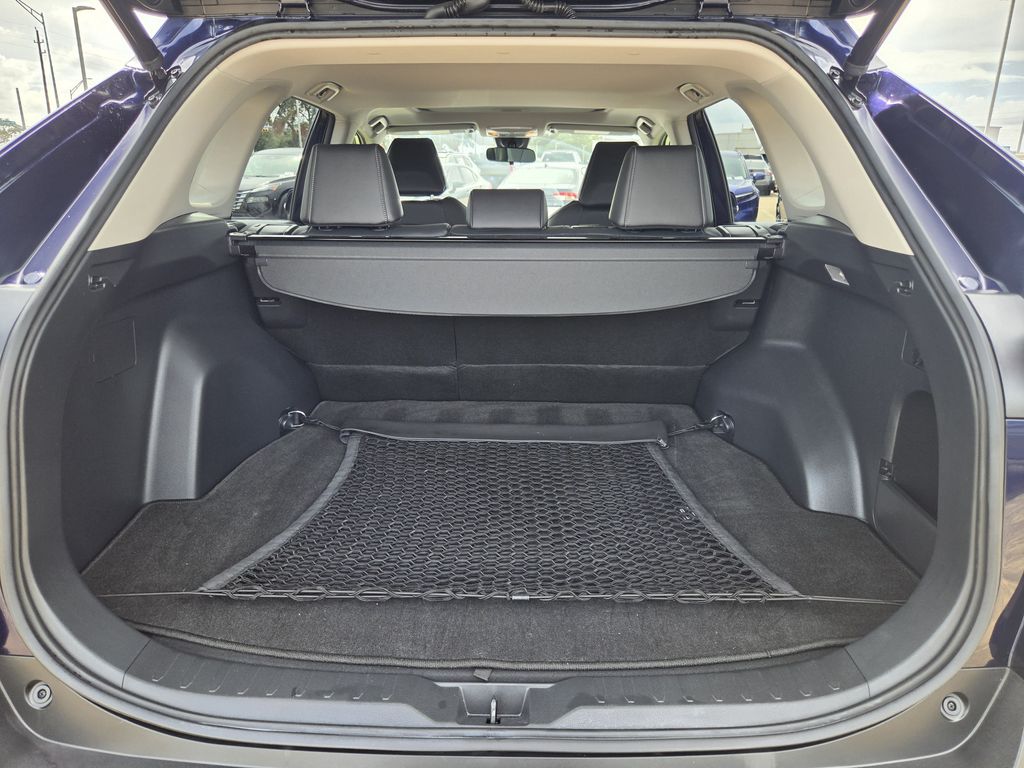Used 2020 Blueprint Toyota XLE Premium image 31