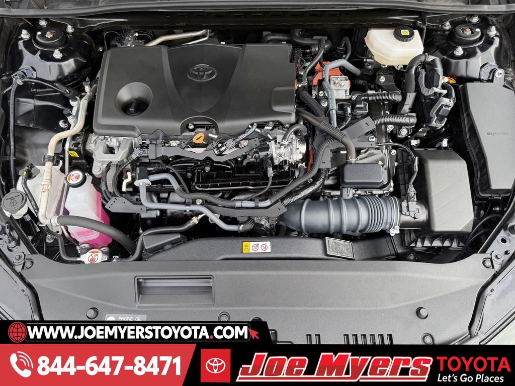 Used 2025 Midnight Black Metallic Toyota LE image 30