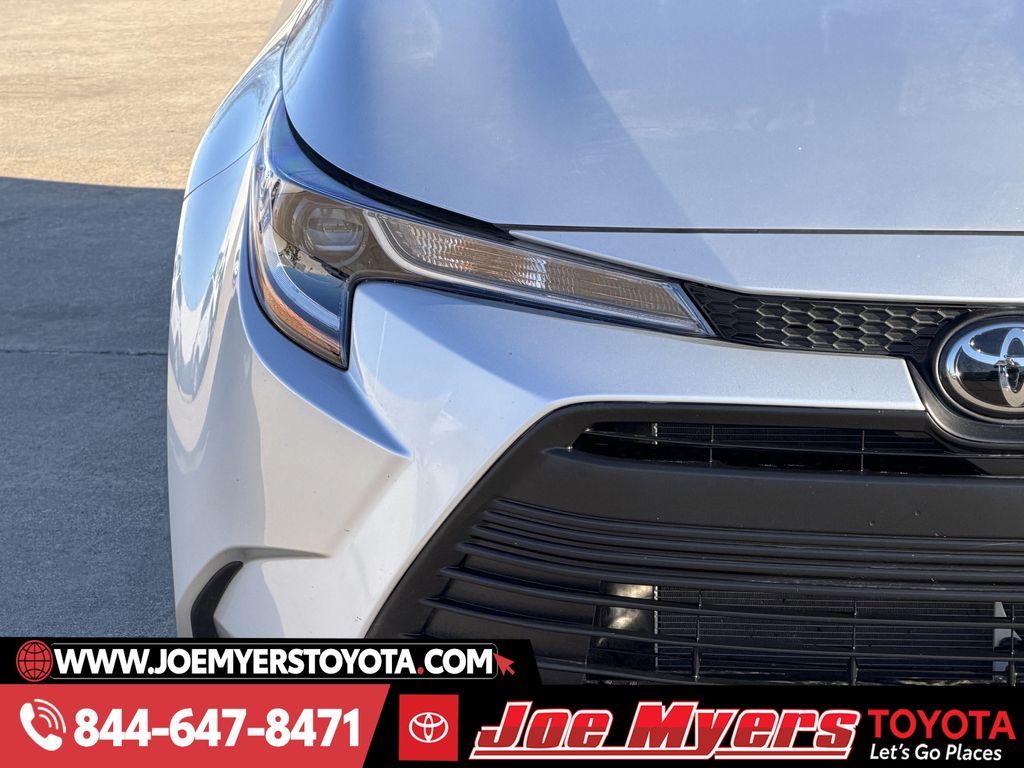 Certified Used 2026 Classic Silver Metallic Toyota LE image 5