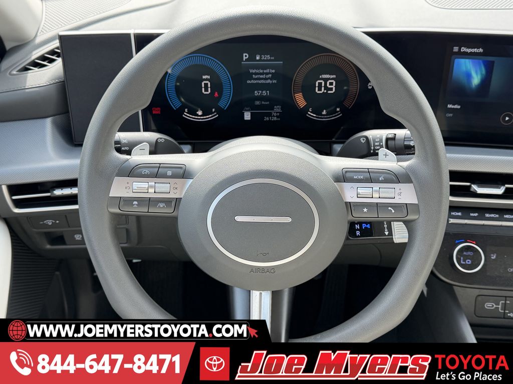 Used 2025 Aero Silver Hyundai SEL image 14