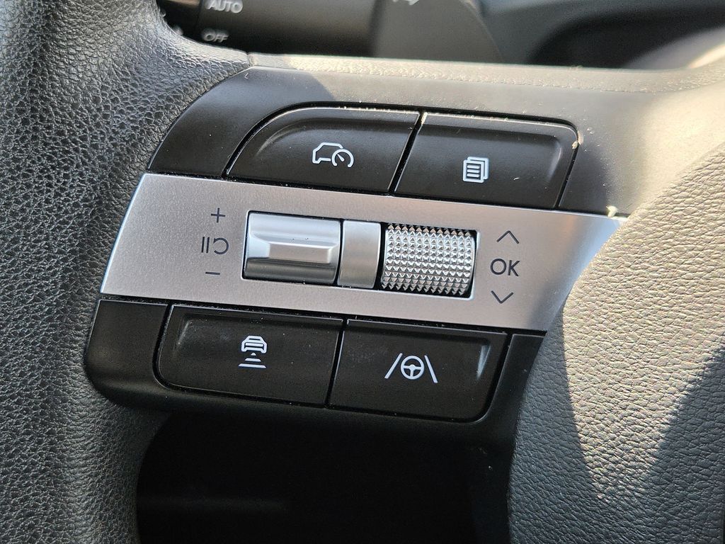Used 2025 Atlantis Blue Hyundai SEL image 23