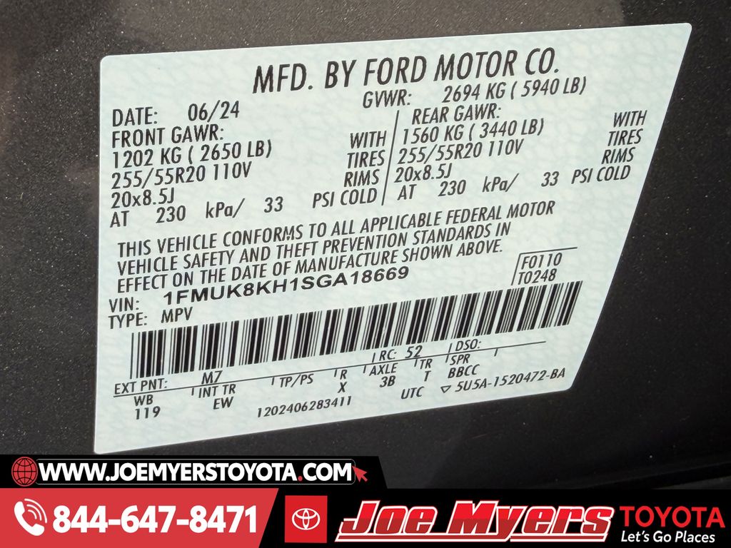 Used 2025 Gray Metallic Ford ST-Line image 32