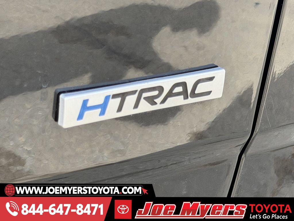 Used 2024 Black Pearl Hyundai SEL image 11