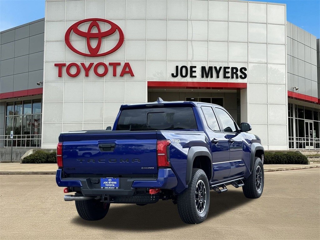 2025 Toyota Tacoma TRD photo 4