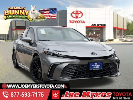 2026 Toyota Camry SE Sedan