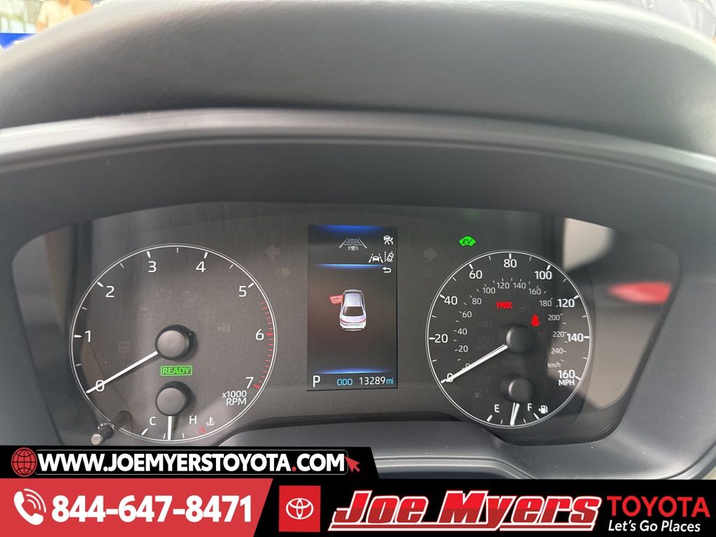 Used 2025 Midnight Black Metallic Toyota LE image 7