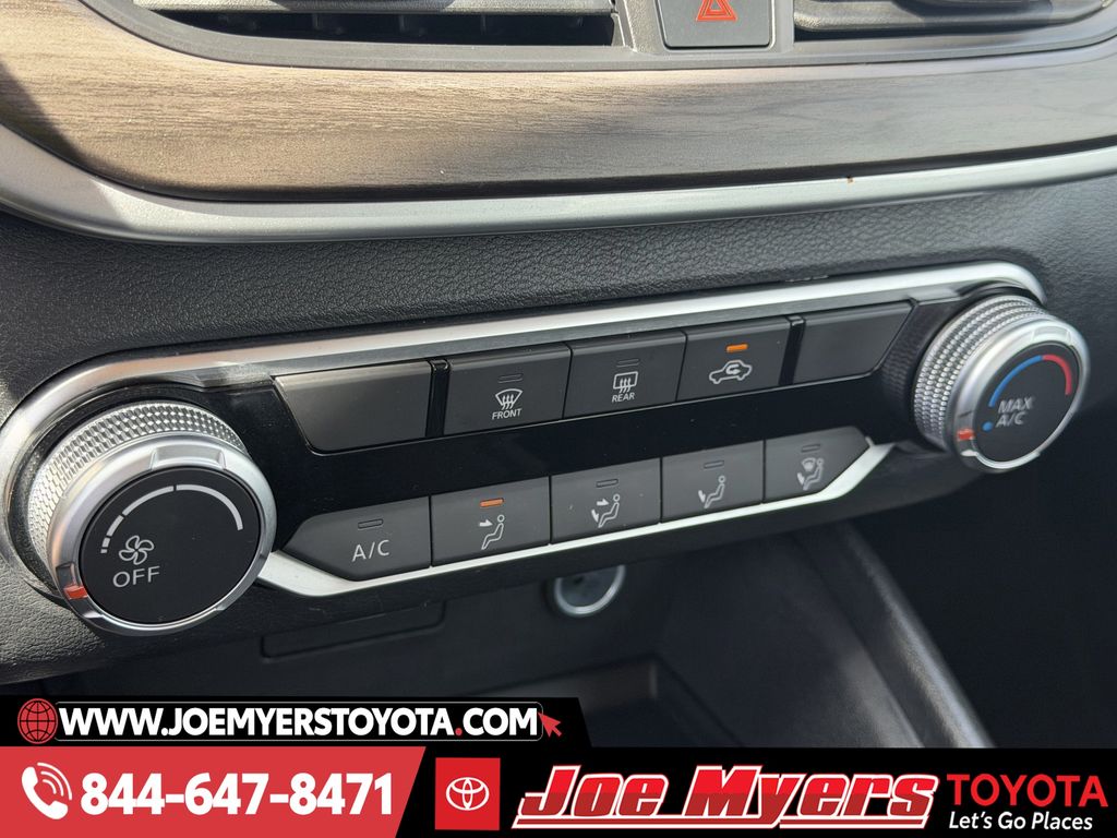 Used 2025 Gun Metallic Nissan 2.5 SV image 19