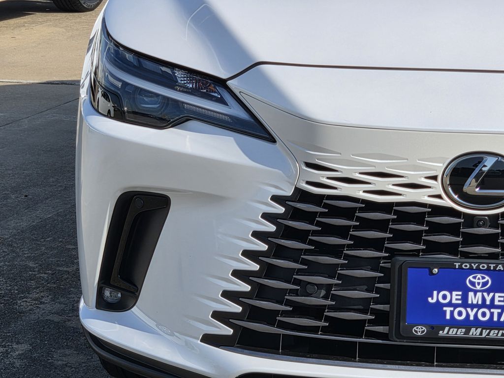 Used 2024 White Pearl Lexus 350 Premium image 5