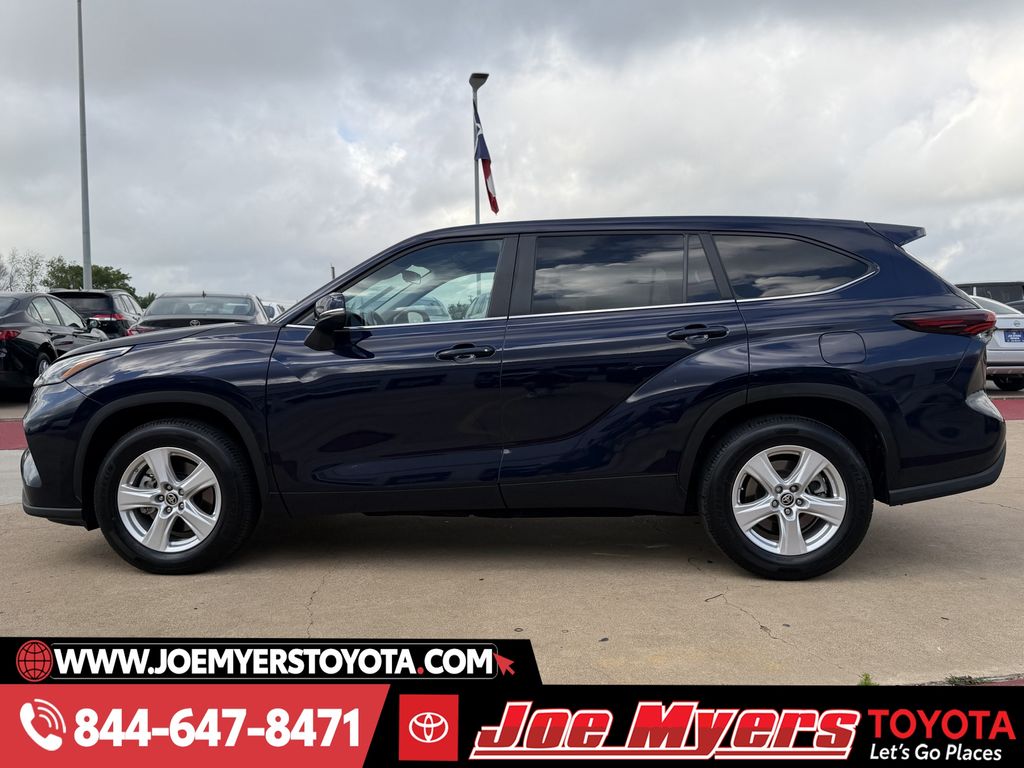 Used 2025 Blueprint Toyota LE image 6