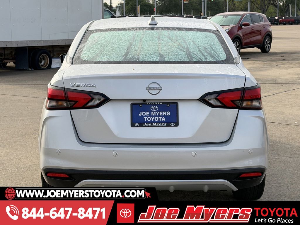 Used 2025 Brilliant Silver Metallic Nissan 1.6 SV image 7