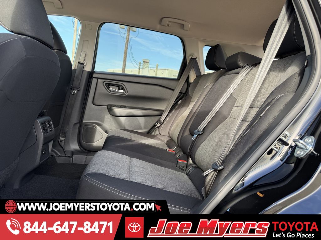 Used 2025 Super Black Nissan SV image 28