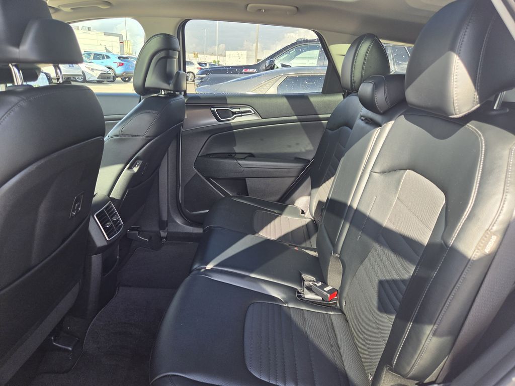 Used 2025 Glacial White Pearl Kia SX-Prestige image 29