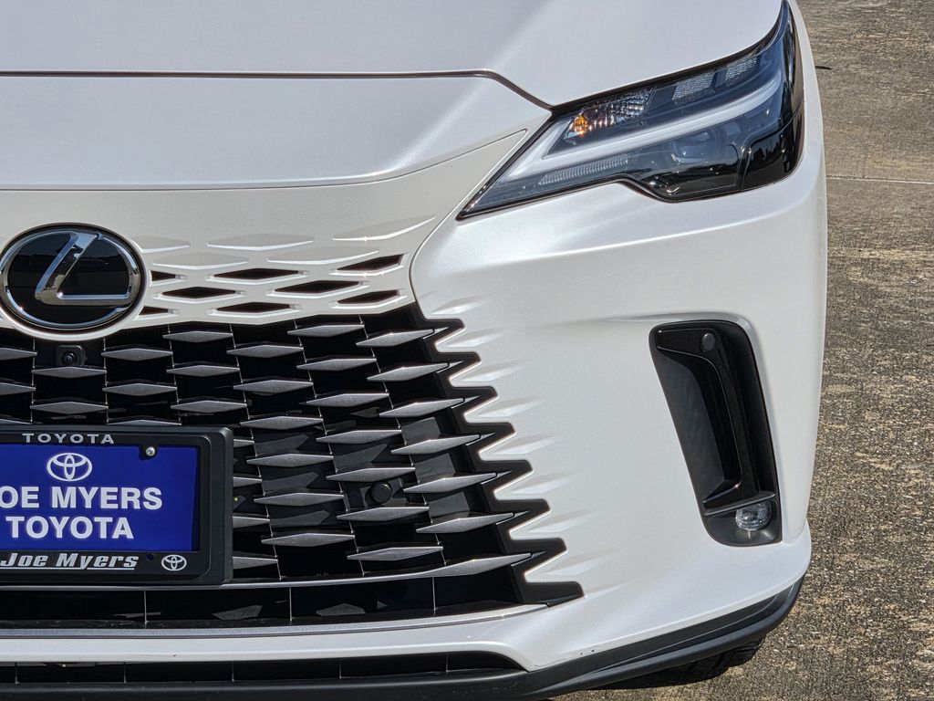 Used 2024 White Pearl Lexus 350 Premium image 4