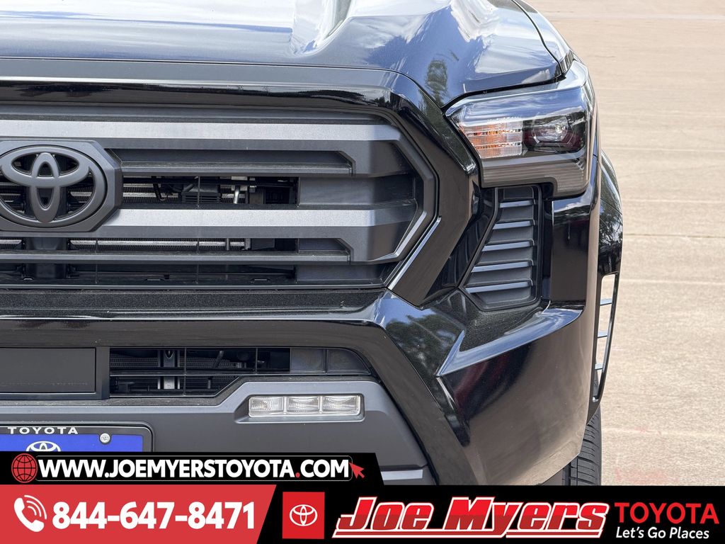 New 2026 Black Toyota SR5 image 4